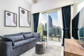 Chic Apartment with Burj Khalifa view